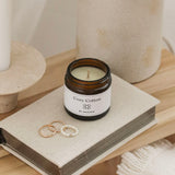 Makaro Signature Scented Candle - Cozy Cotton