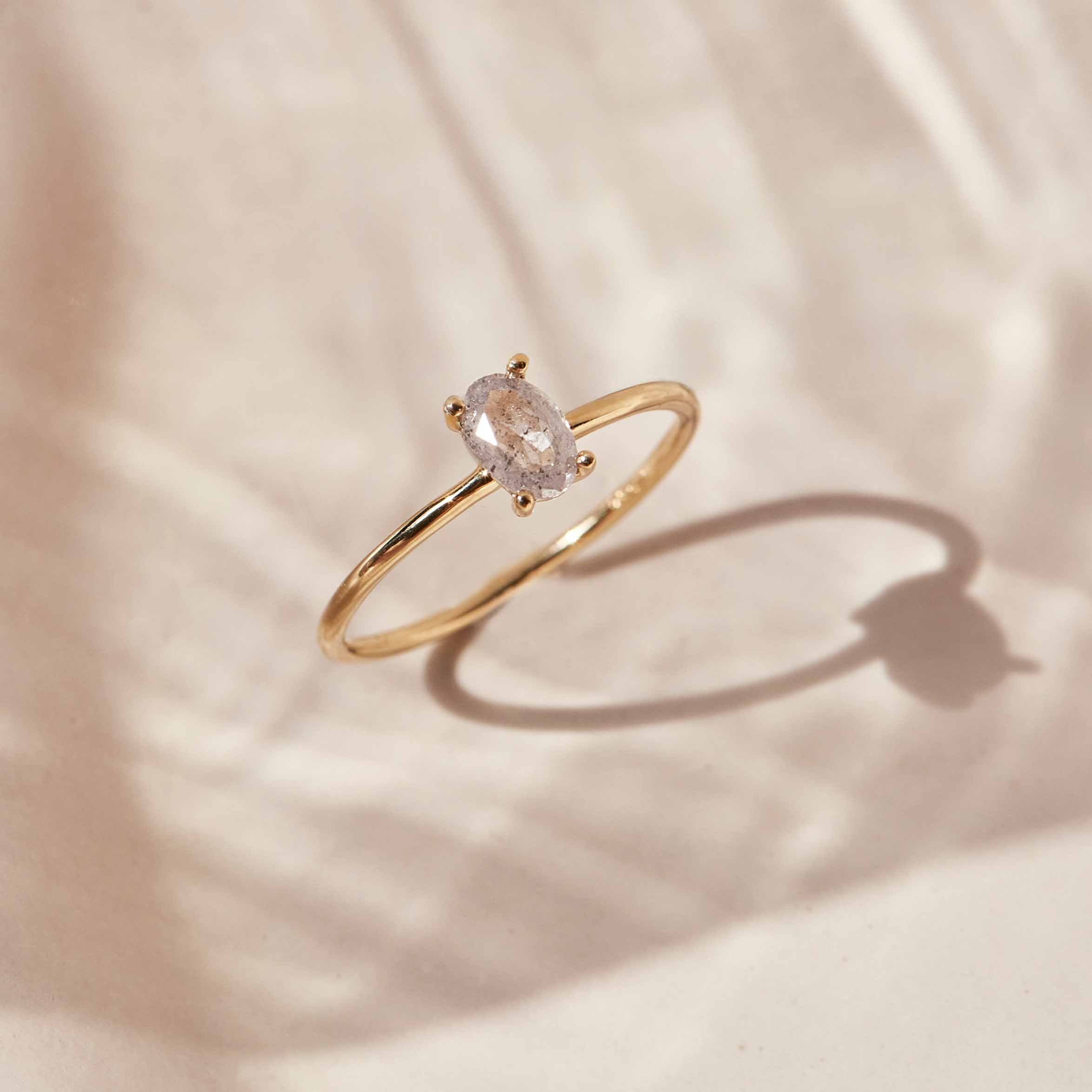 Luna Diamond Ring - 0,4ct Salt & Pepper Diamonds